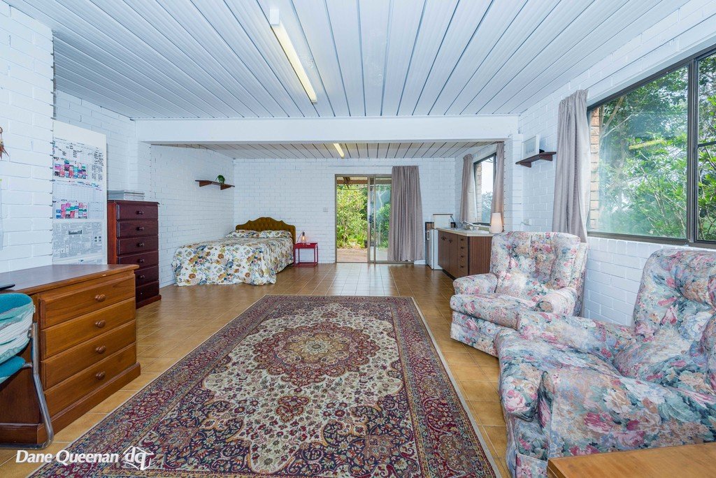 16 Bourne Boulevard NELSON BAY 18