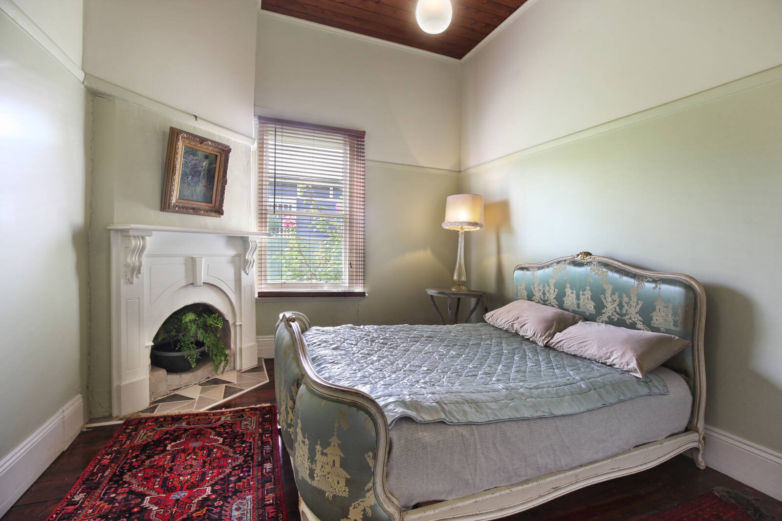 Real Estate and Property in 16 Bowen Street, Kyneton, VIC