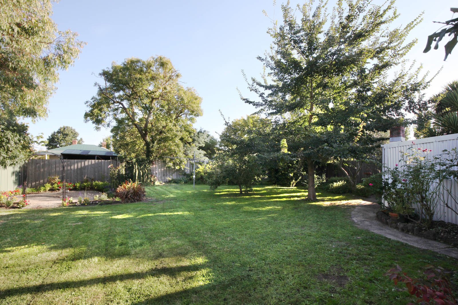 Real Estate and Property in 16 Bowen Street, Kyneton, VIC