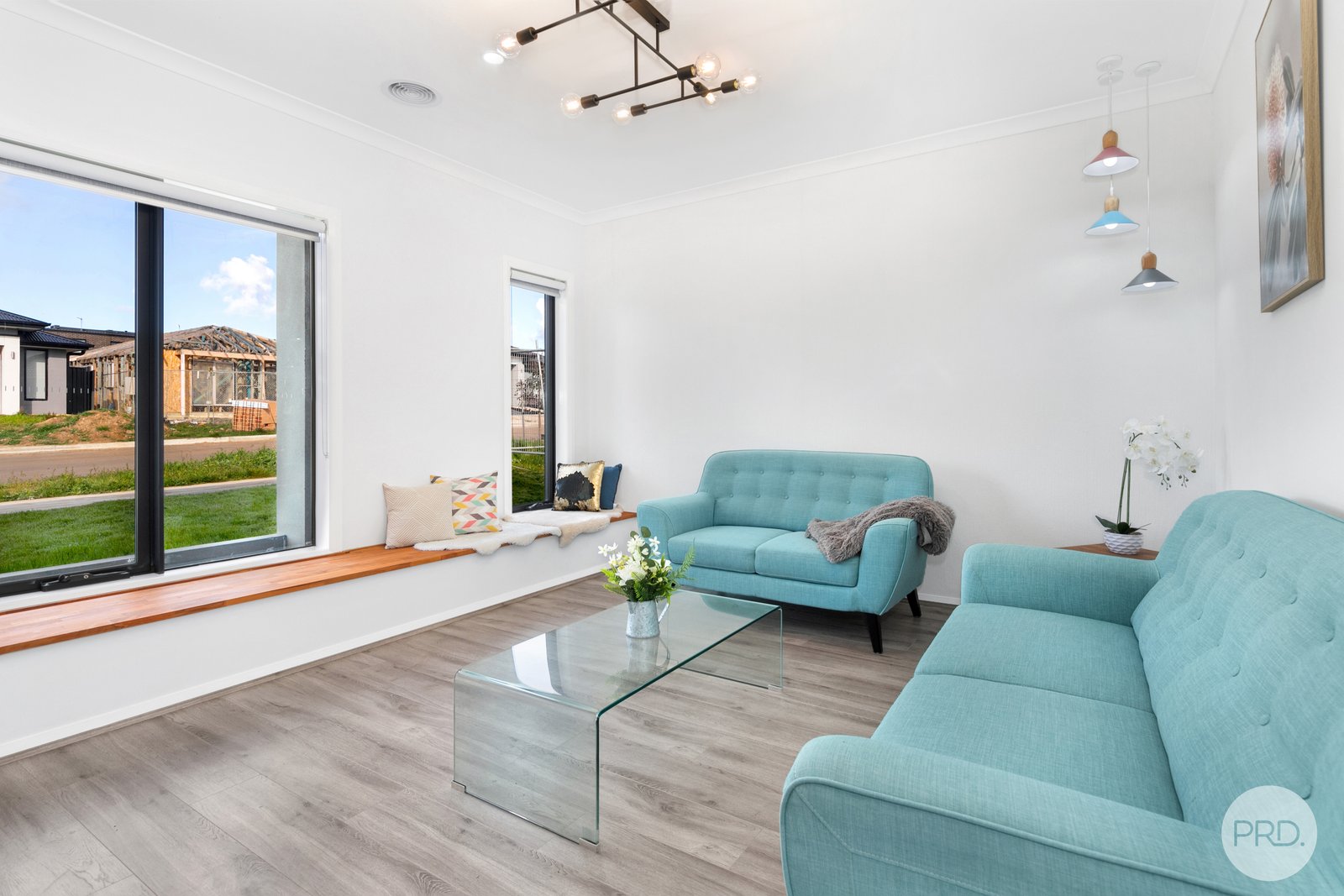 16 Bowerbird Grange WINTER VALLEY 3