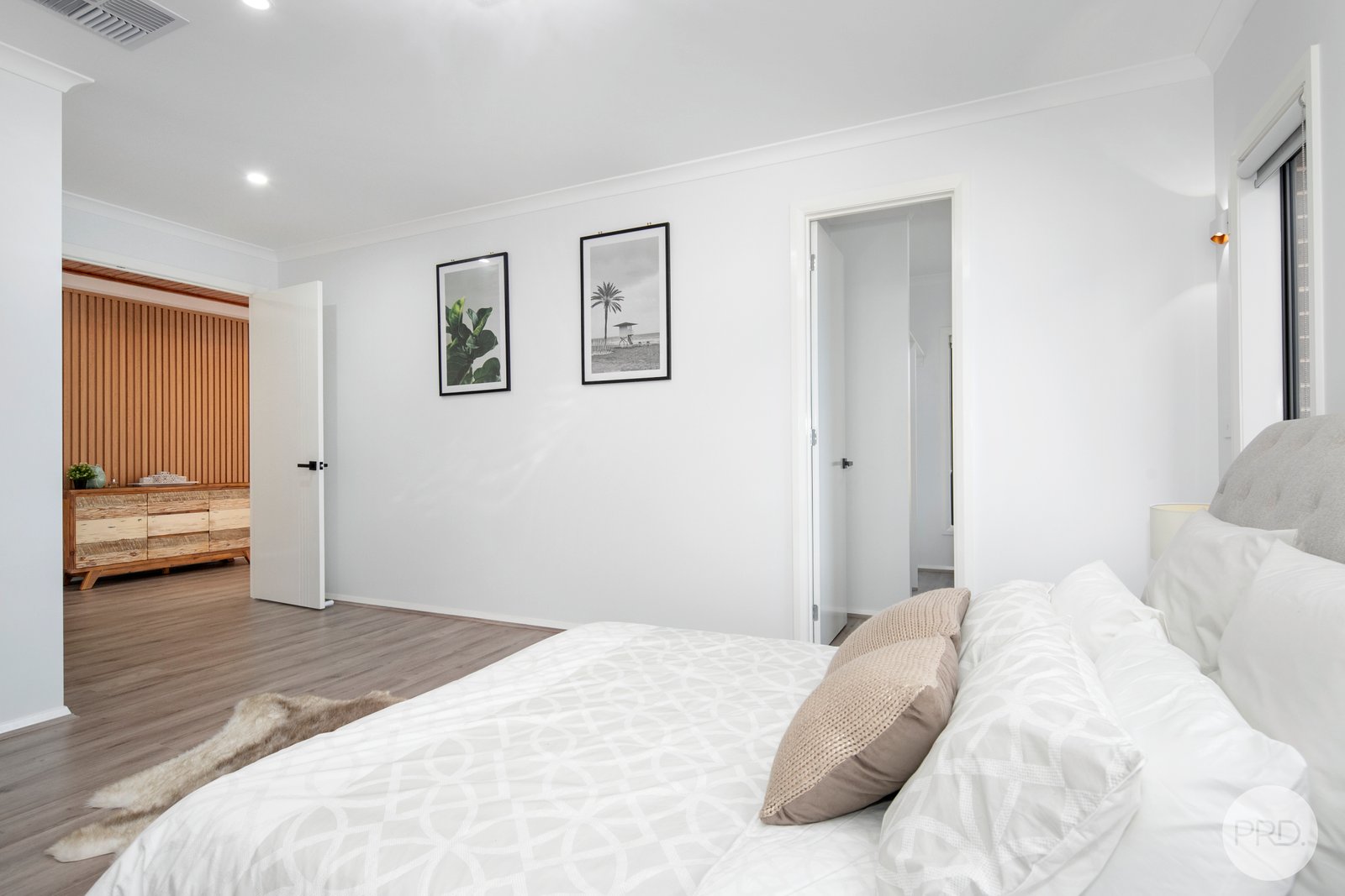 16 Bowerbird Grange WINTER VALLEY 5