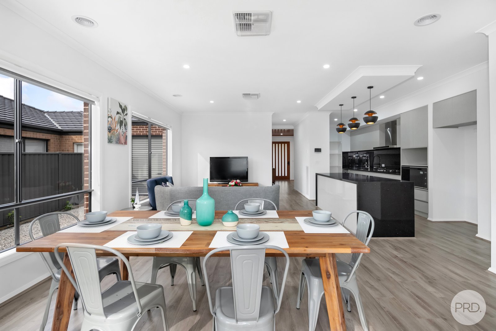 16 Bowerbird Grange WINTER VALLEY 8