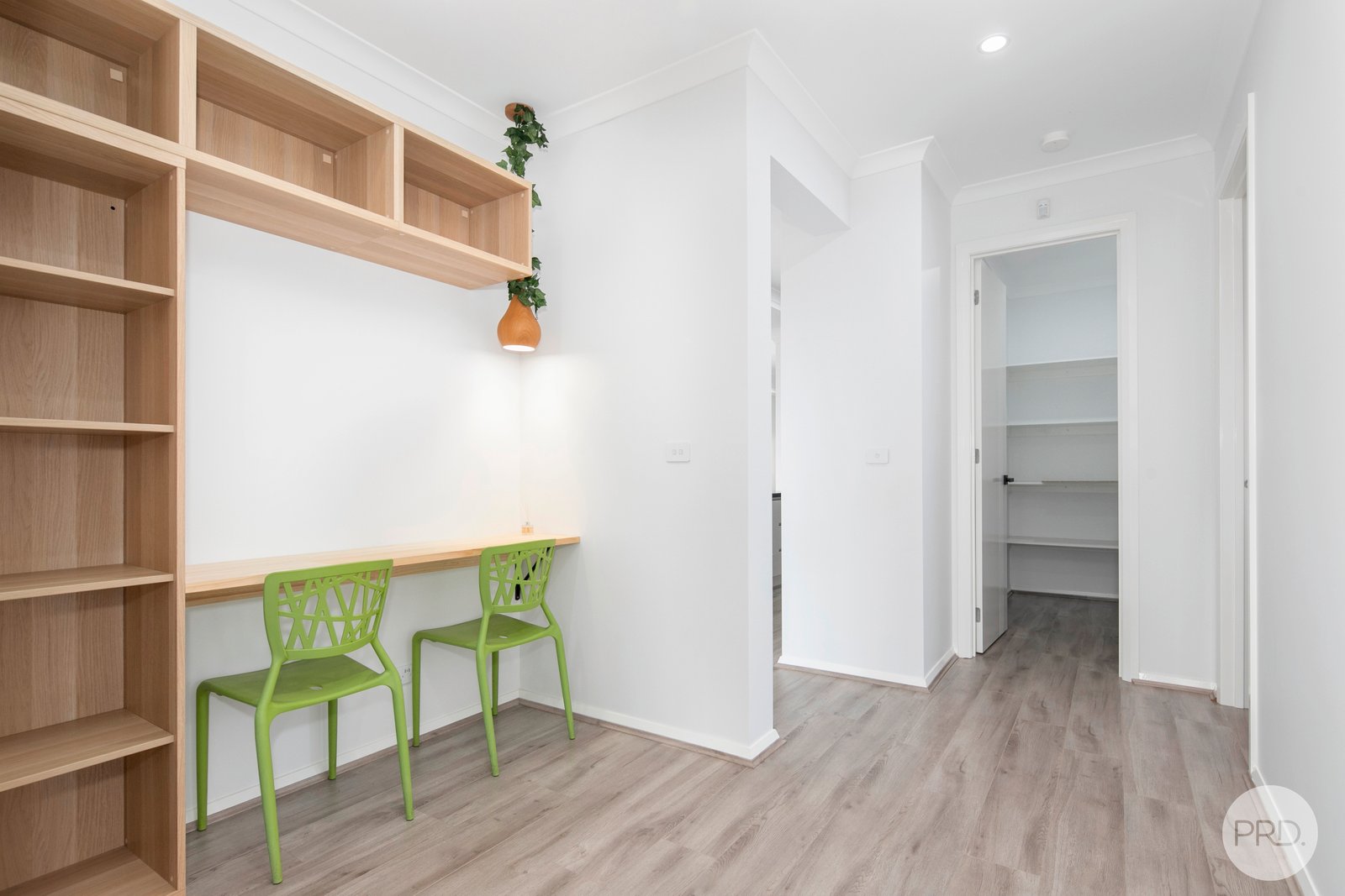 16 Bowerbird Grange WINTER VALLEY 10