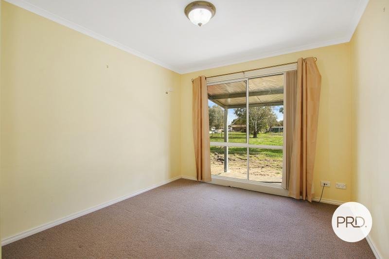 16 Bowler Street HOLBROOK 7