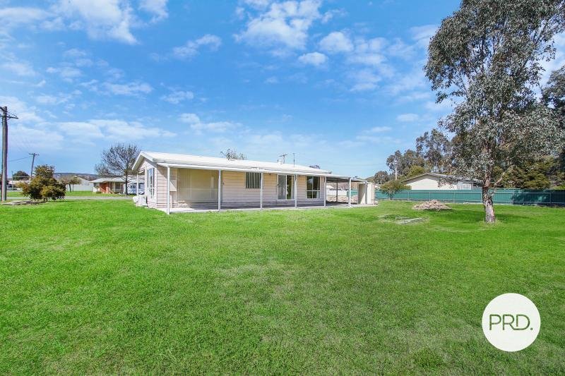 16 Bowler Street HOLBROOK 8