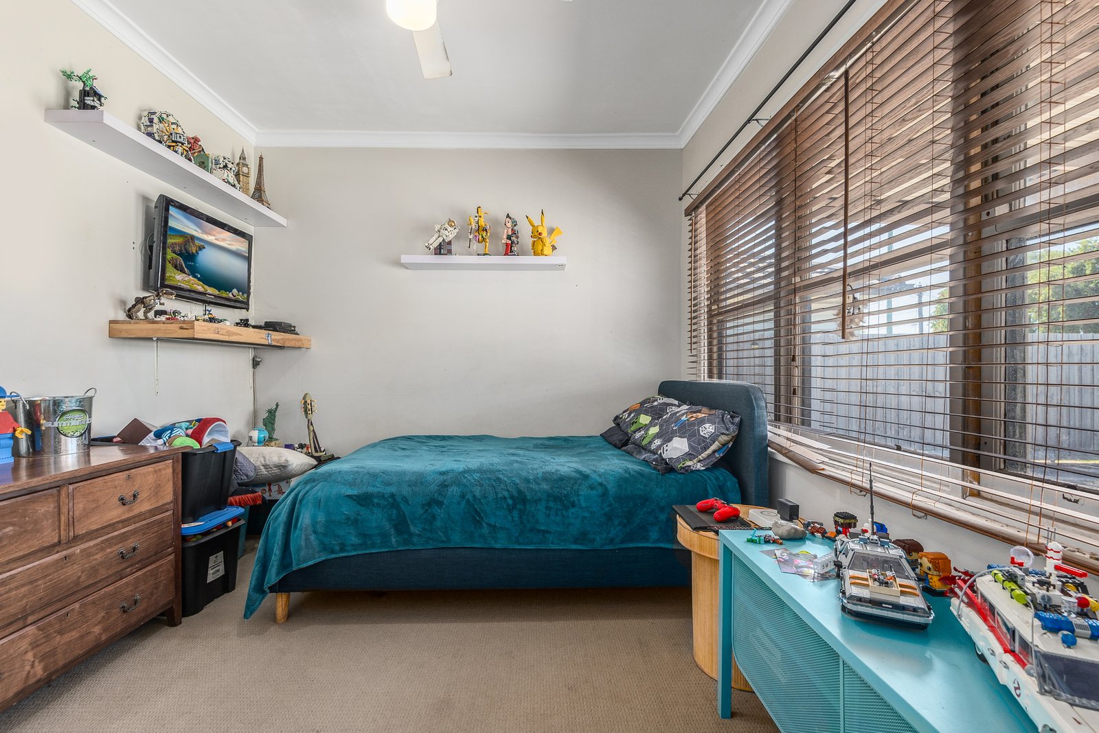 Gallery: 16 Brayshay Road