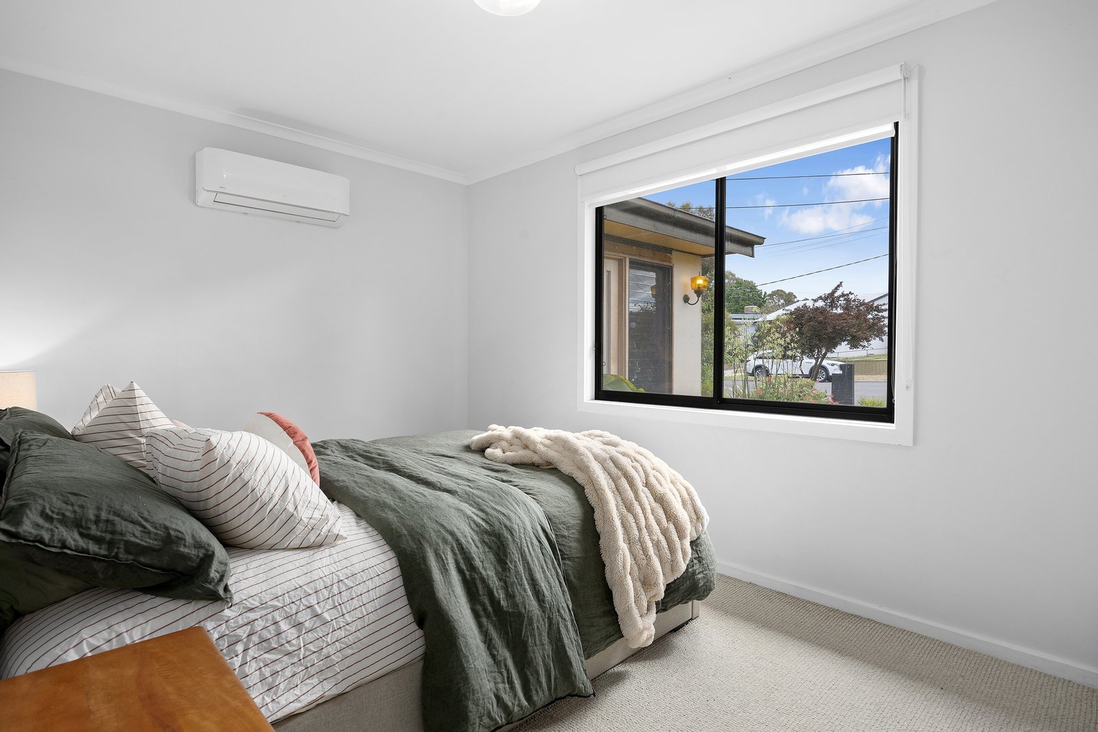 Gallery: 16 Bren St