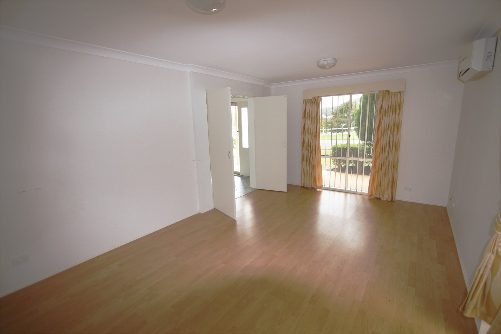 16 Brittany Drive OXENFORD 3