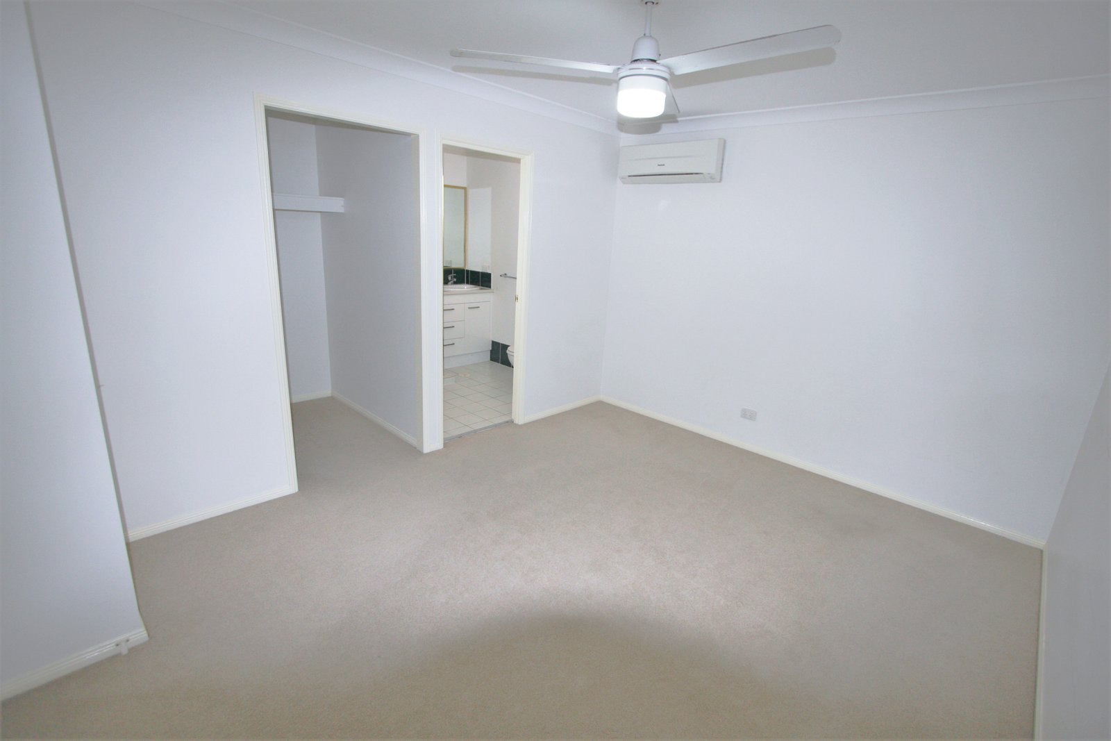 16 Brittany Drive OXENFORD 11