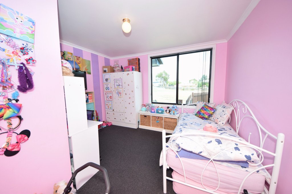 16 Bromley Street BRIDGEWATER 11