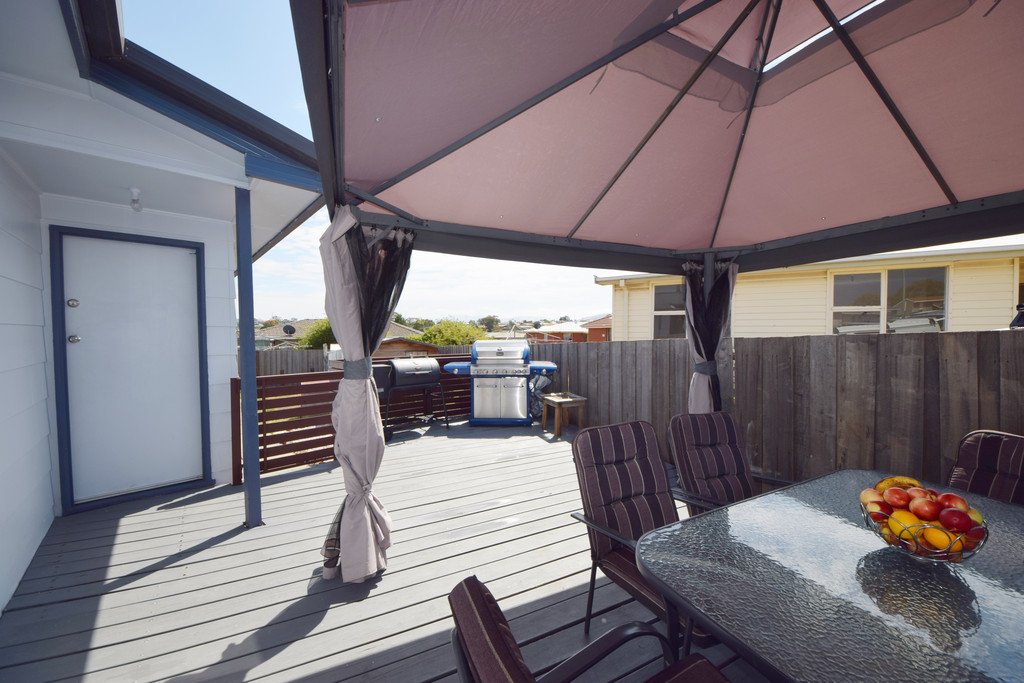 16 Bromley Street BRIDGEWATER 15