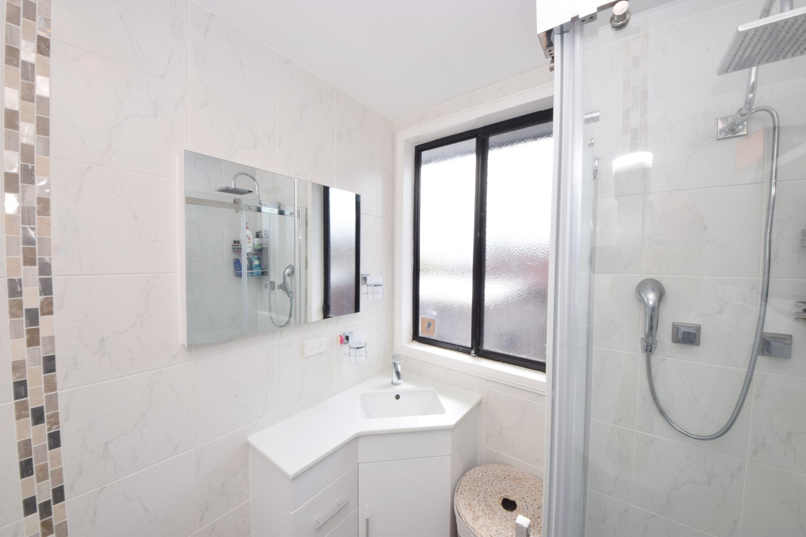 16 Bromley Street BRIDGEWATER 10