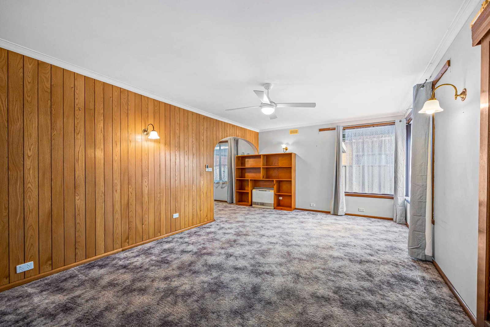 Gallery: 16 Bruce Drive