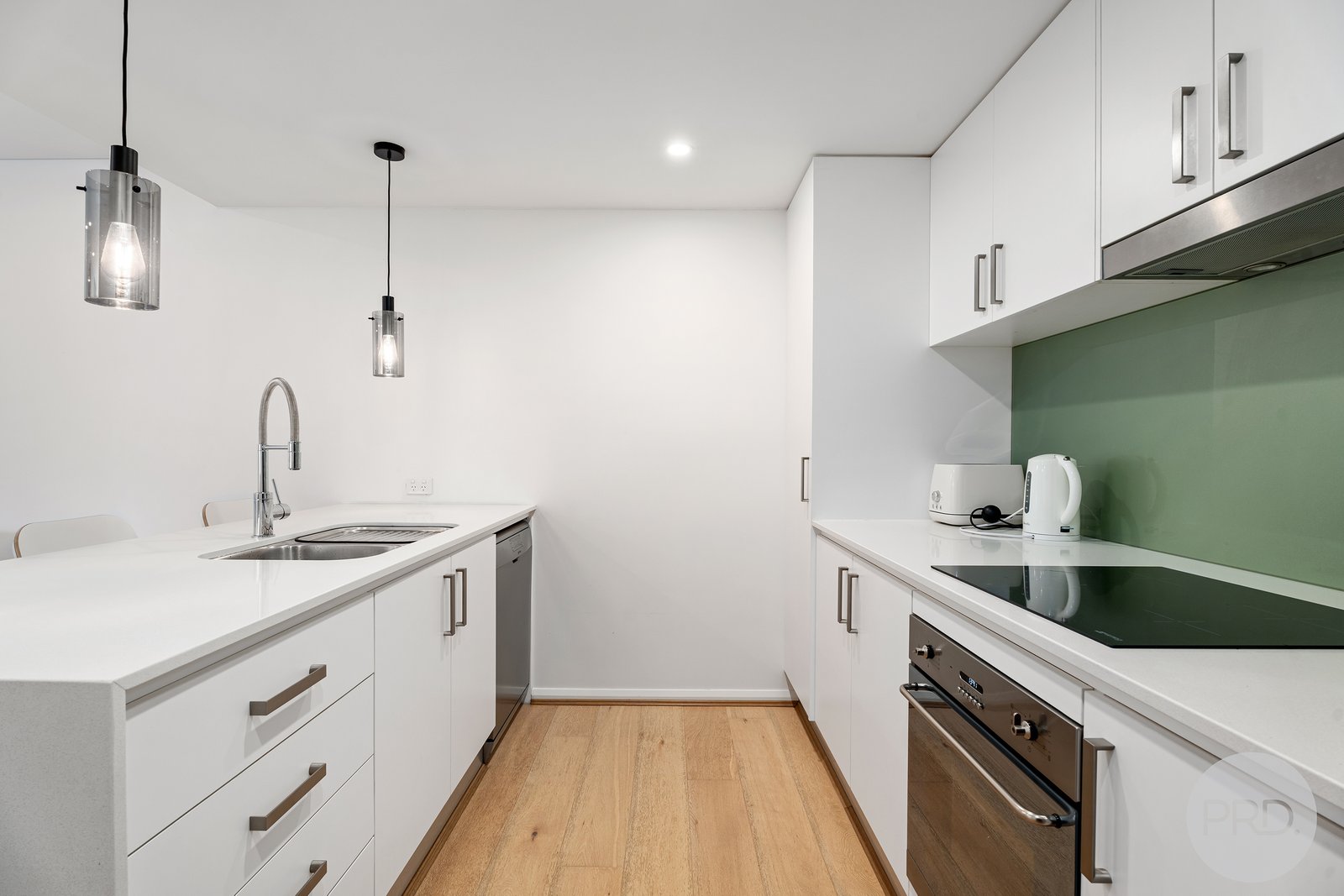 1/6 Bullecourt Street SHOAL BAY 7