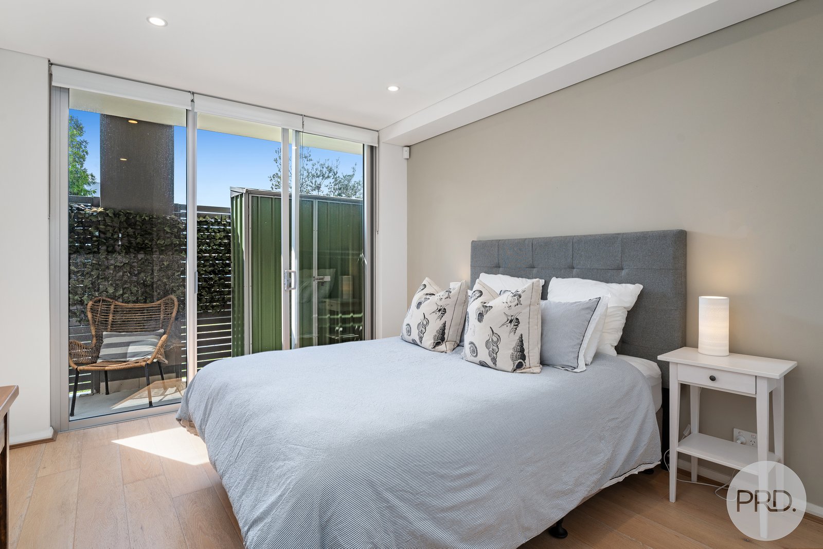 1/6 Bullecourt Street SHOAL BAY 11