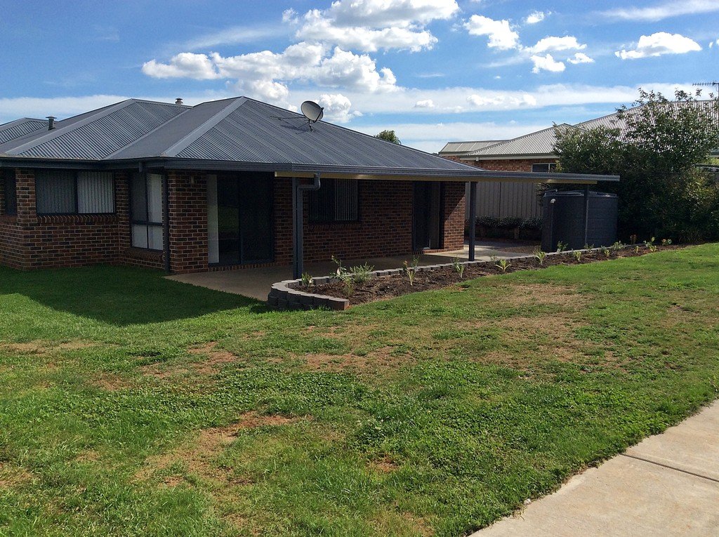 16 Burgun Drive TUMBARUMBA 9