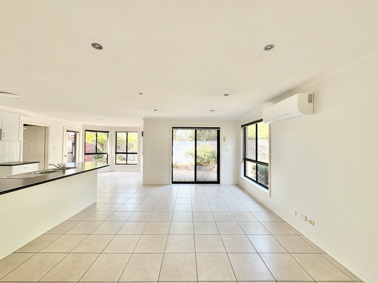 Gallery: 16 Carawatha Avenue