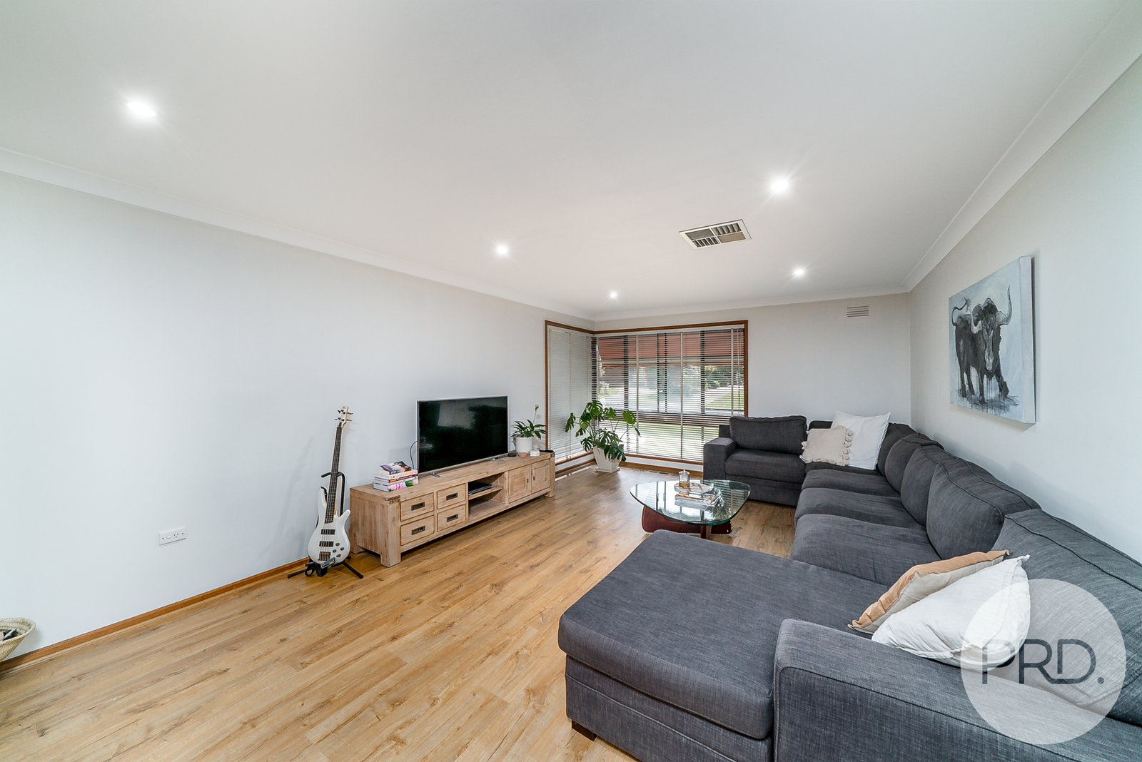 16 Carmody Street KOORINGAL 2