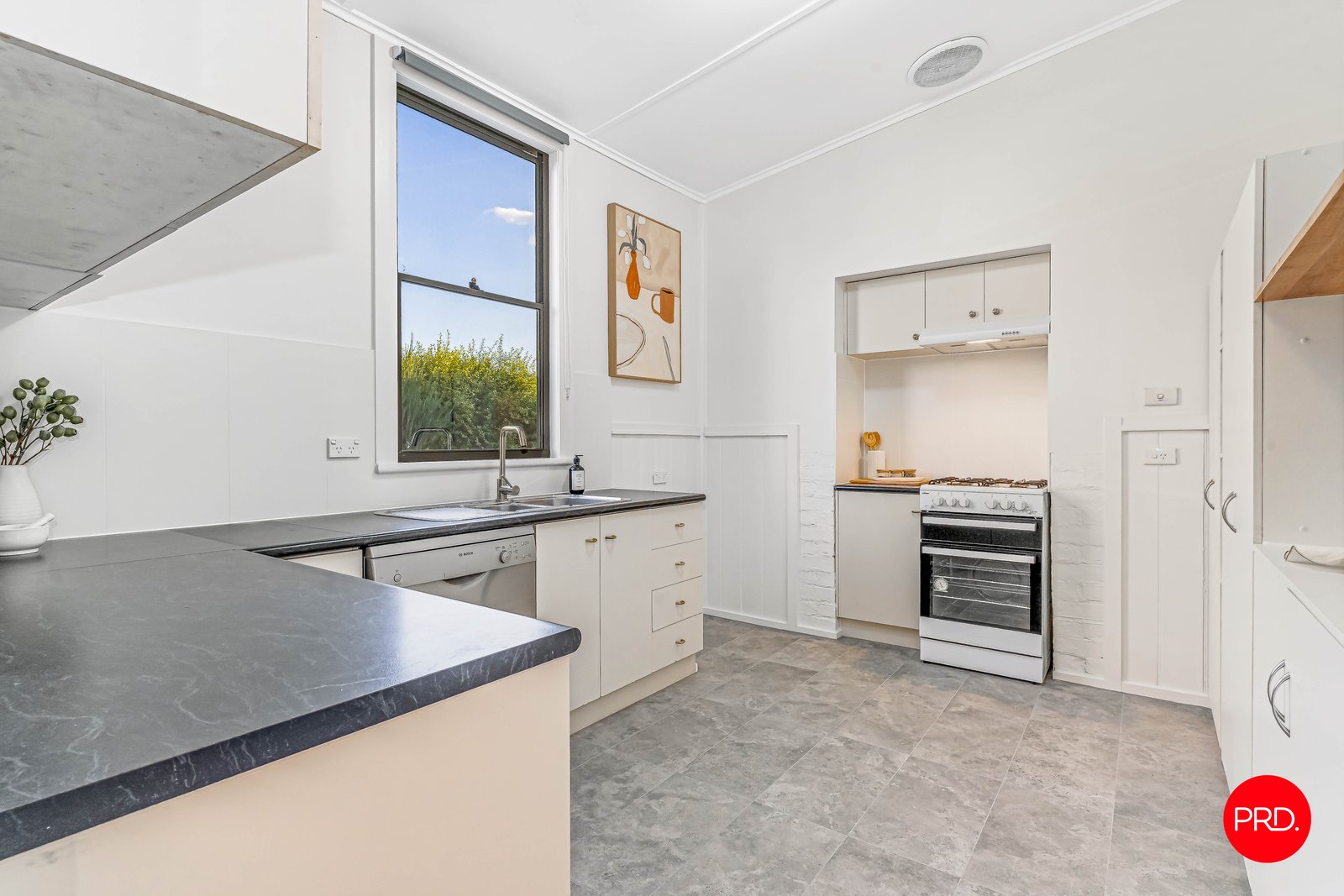 16 Casey Street EAST BENDIGO 11