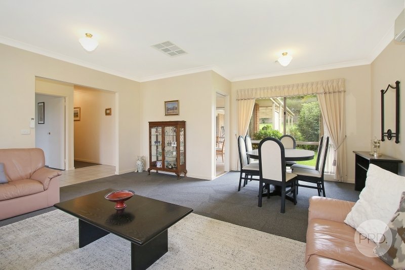 16 Casper Lane GLENROY 4