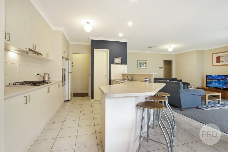 16 Casper Lane GLENROY 6