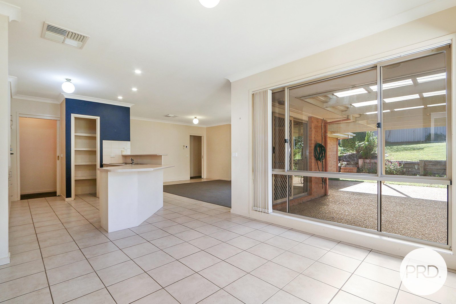 16 Casper Lane GLENROY 3