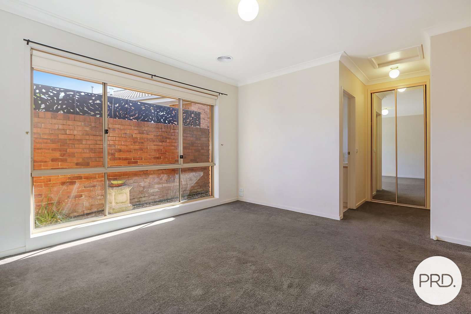 16 Casper Lane GLENROY 7