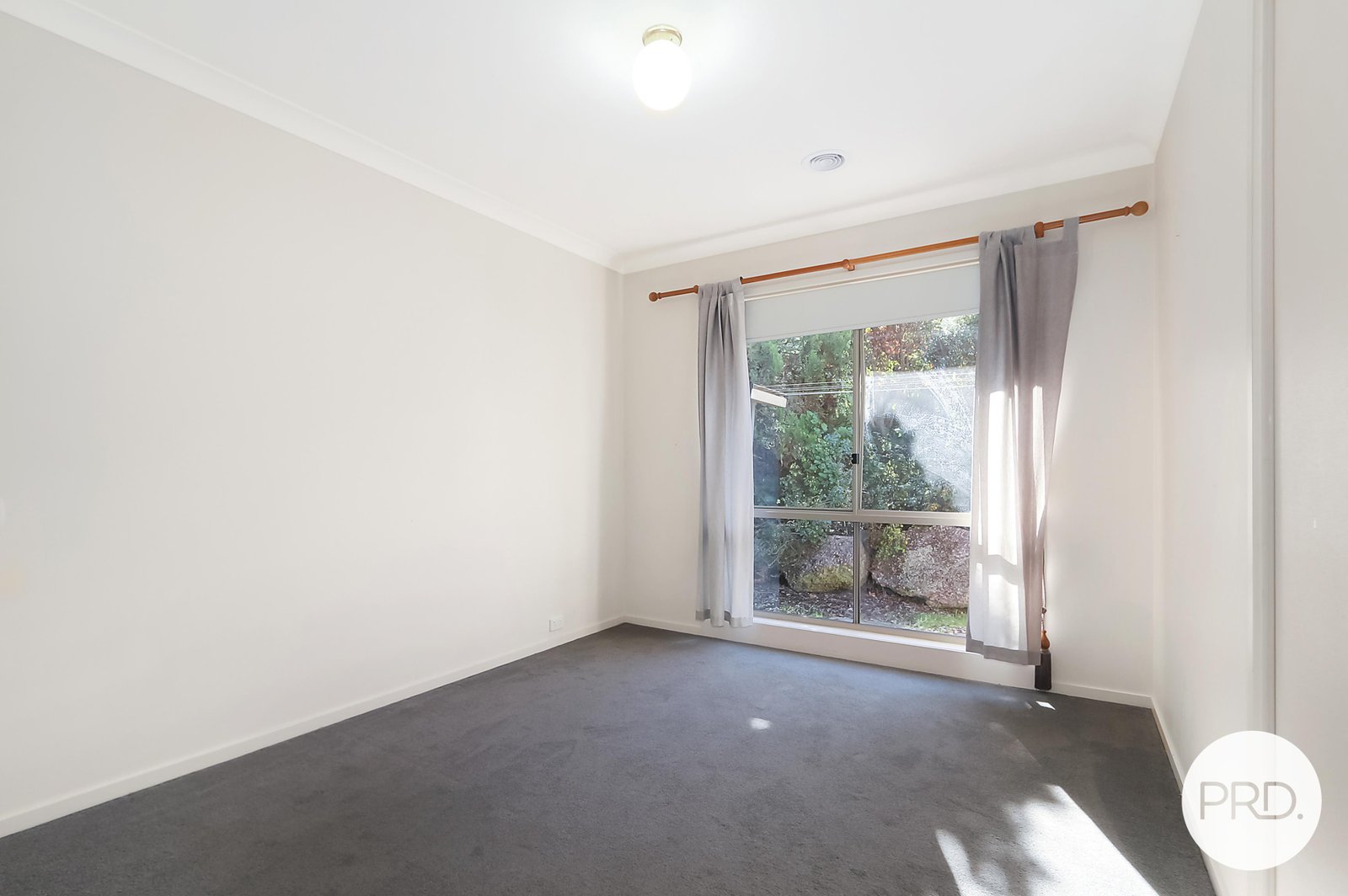 16 Casper Lane GLENROY 12