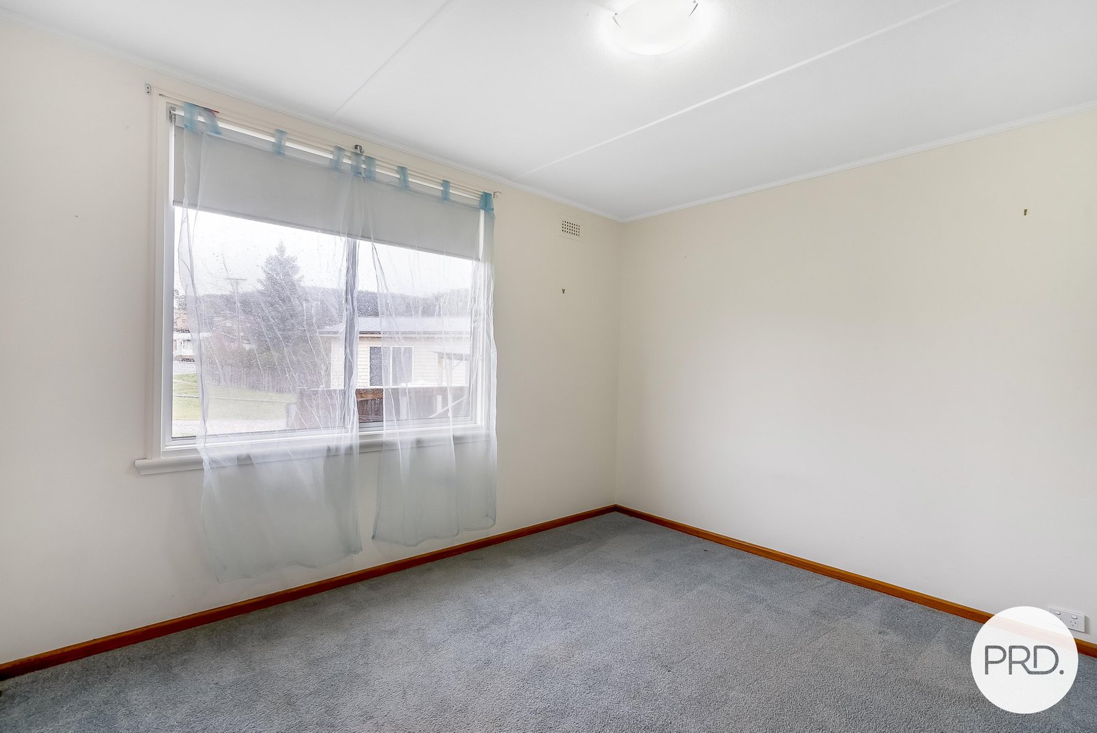 16 Centenary Crescent CLAREMONT 6