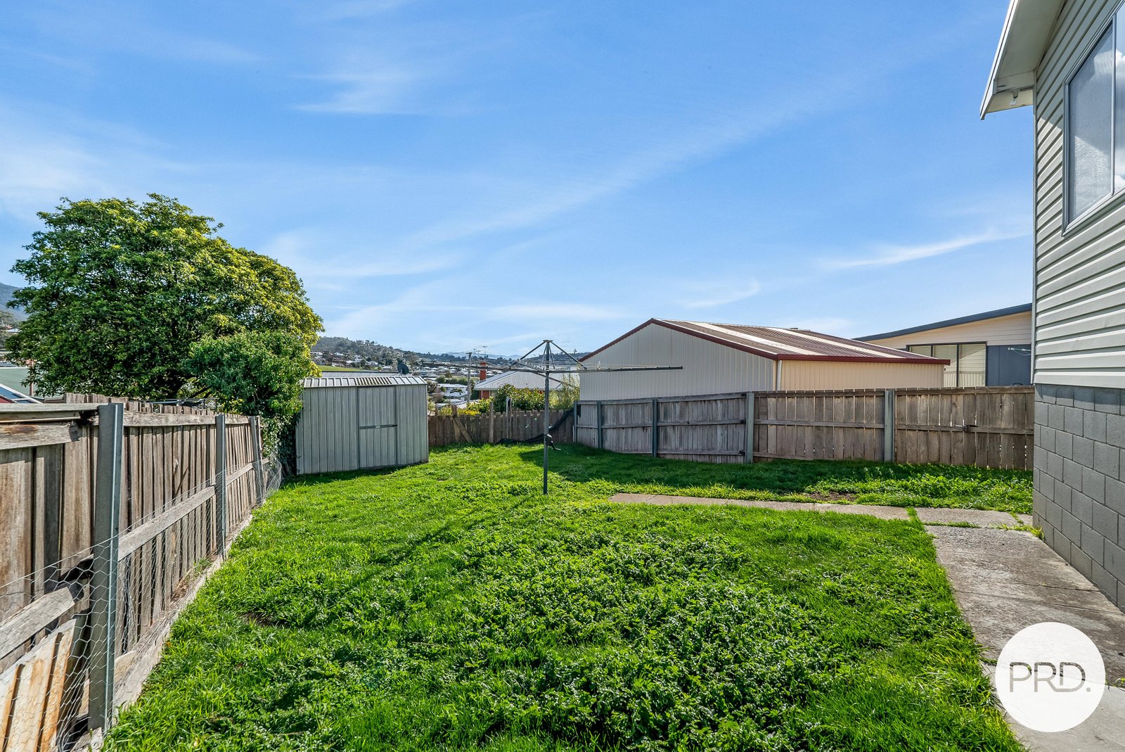 16 Centenary Crescent CLAREMONT 11