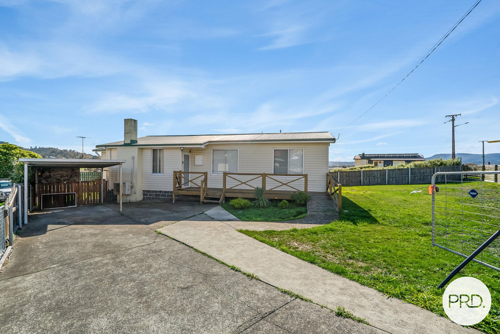 16 Centenary Crescent CLAREMONT 13