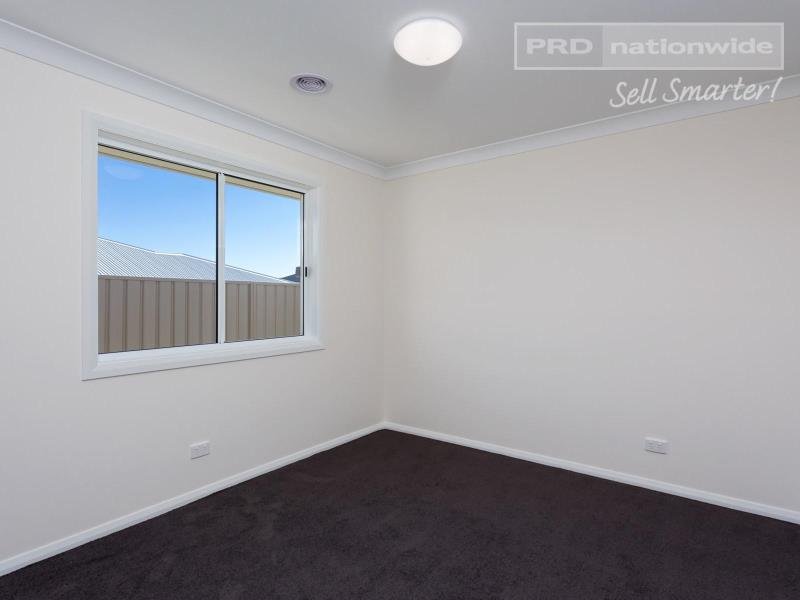 16 Chang Avenue LLOYD 7