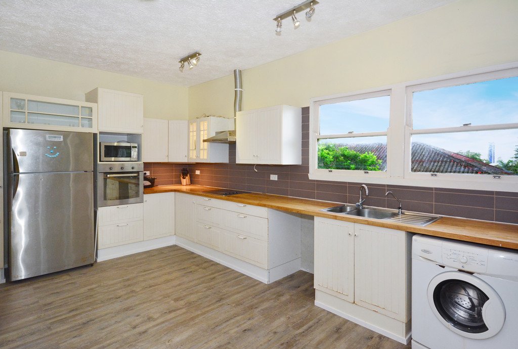 16 Charles Street TWEED HEADS 2