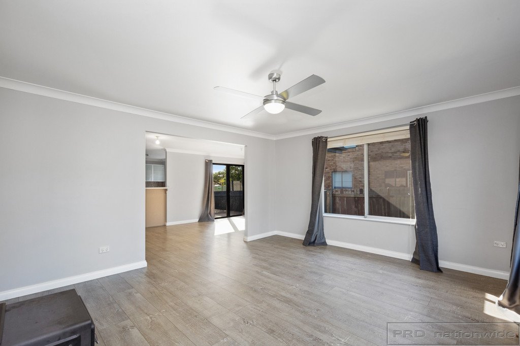 16 Chelmsford Drive METFORD 3