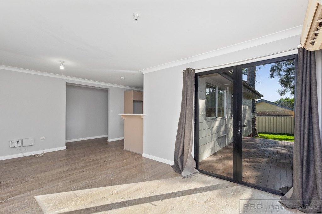 16 Chelmsford Drive METFORD 5
