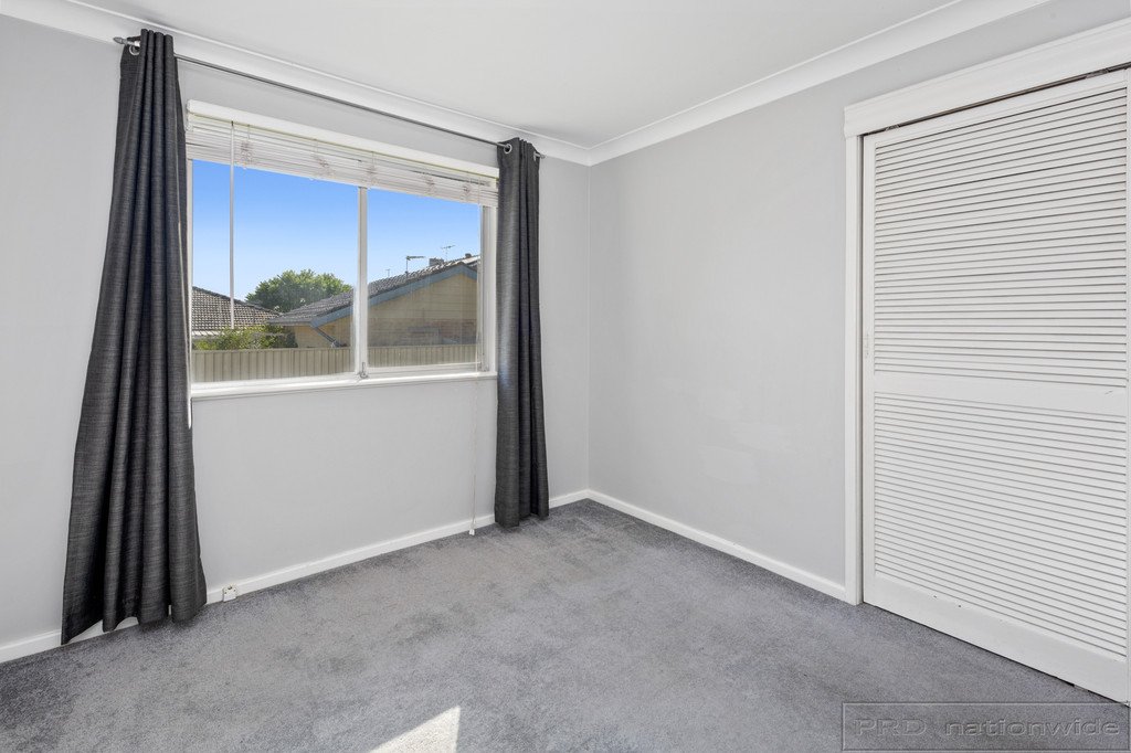 16 Chelmsford Drive METFORD 9