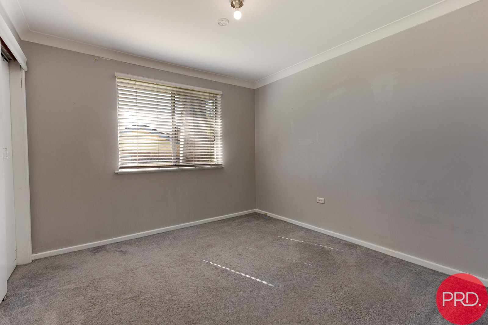 16 Chelmsford Drive METFORD 8