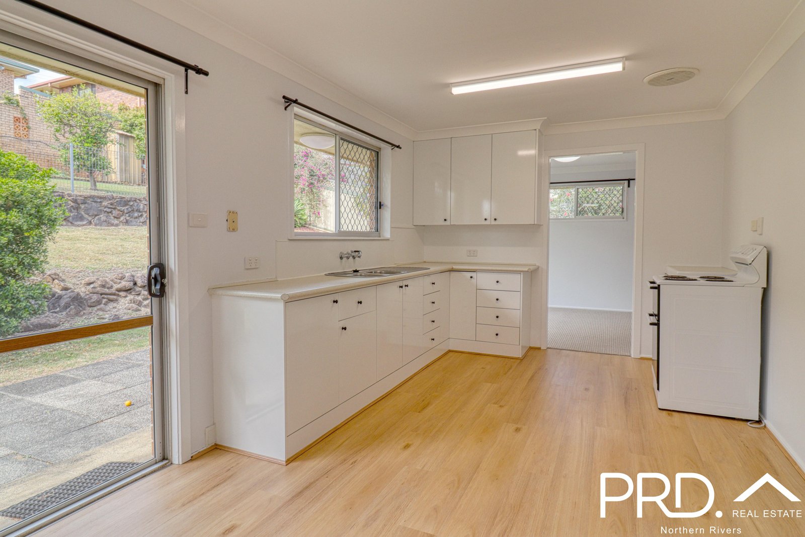 16 Chilcott Street GOONELLABAH 6