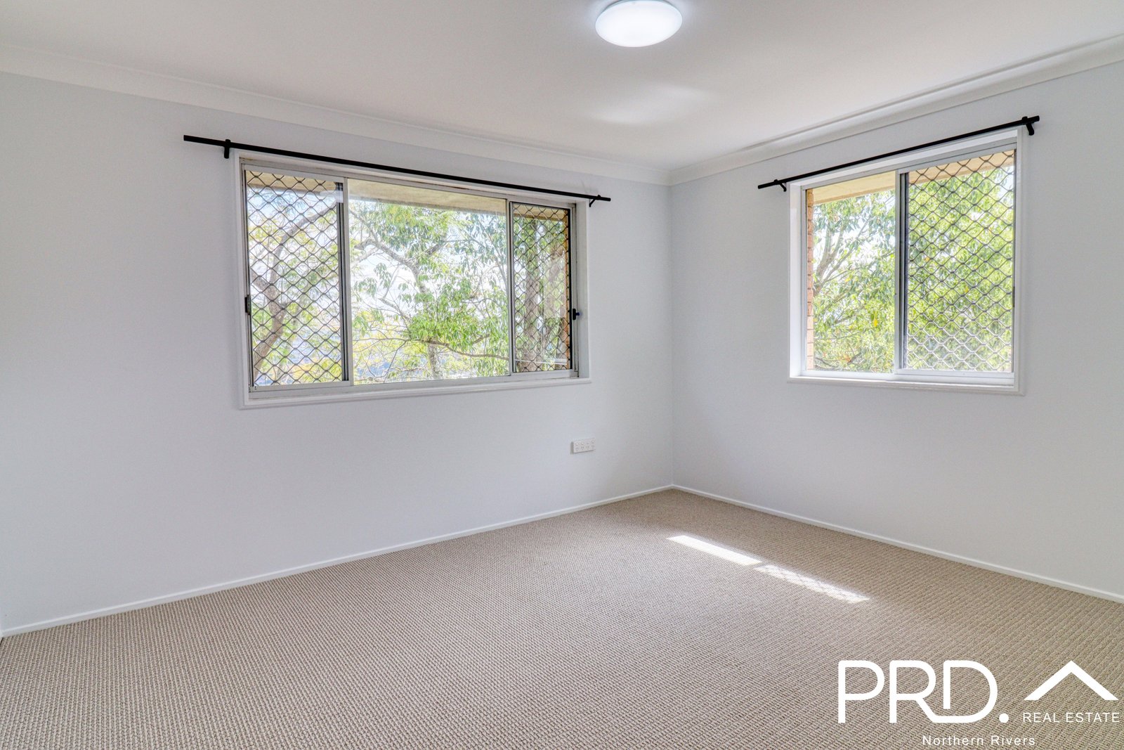 16 Chilcott Street GOONELLABAH 8