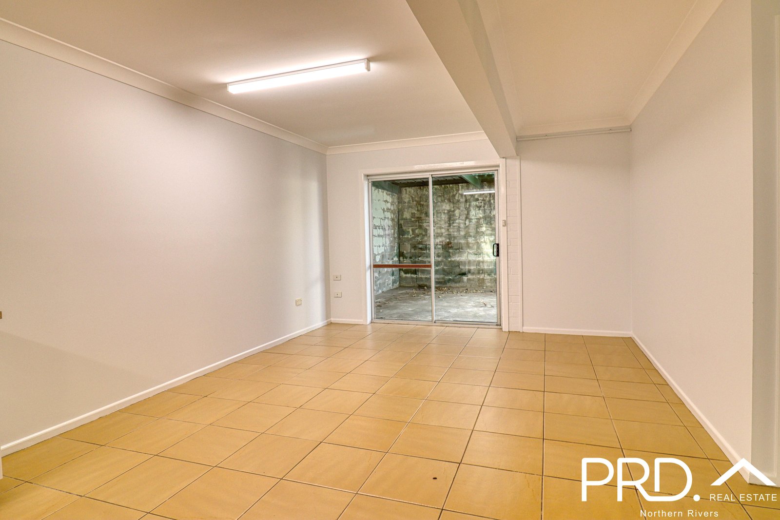 16 Chilcott Street GOONELLABAH 11