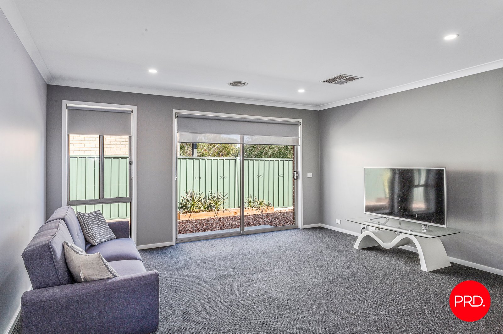 16 Clarcoll Crescent KANGAROO FLAT 7