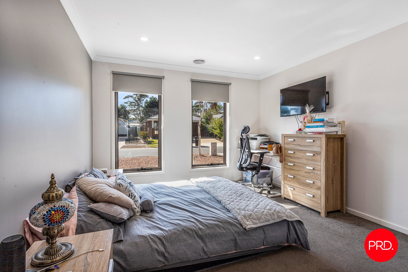 16 Clarcoll Crescent KANGAROO FLAT 8