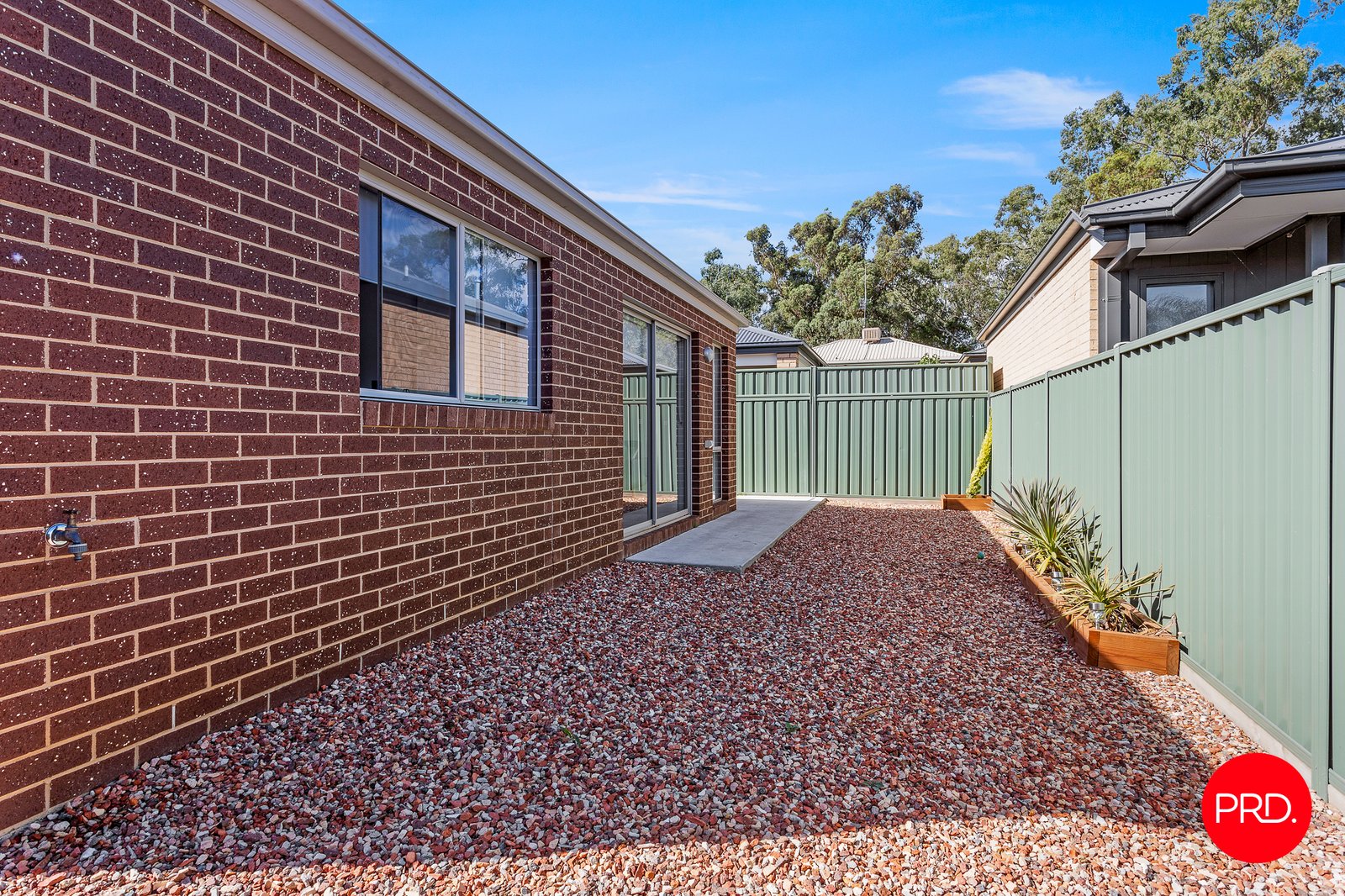 16 Clarcoll Crescent KANGAROO FLAT 15