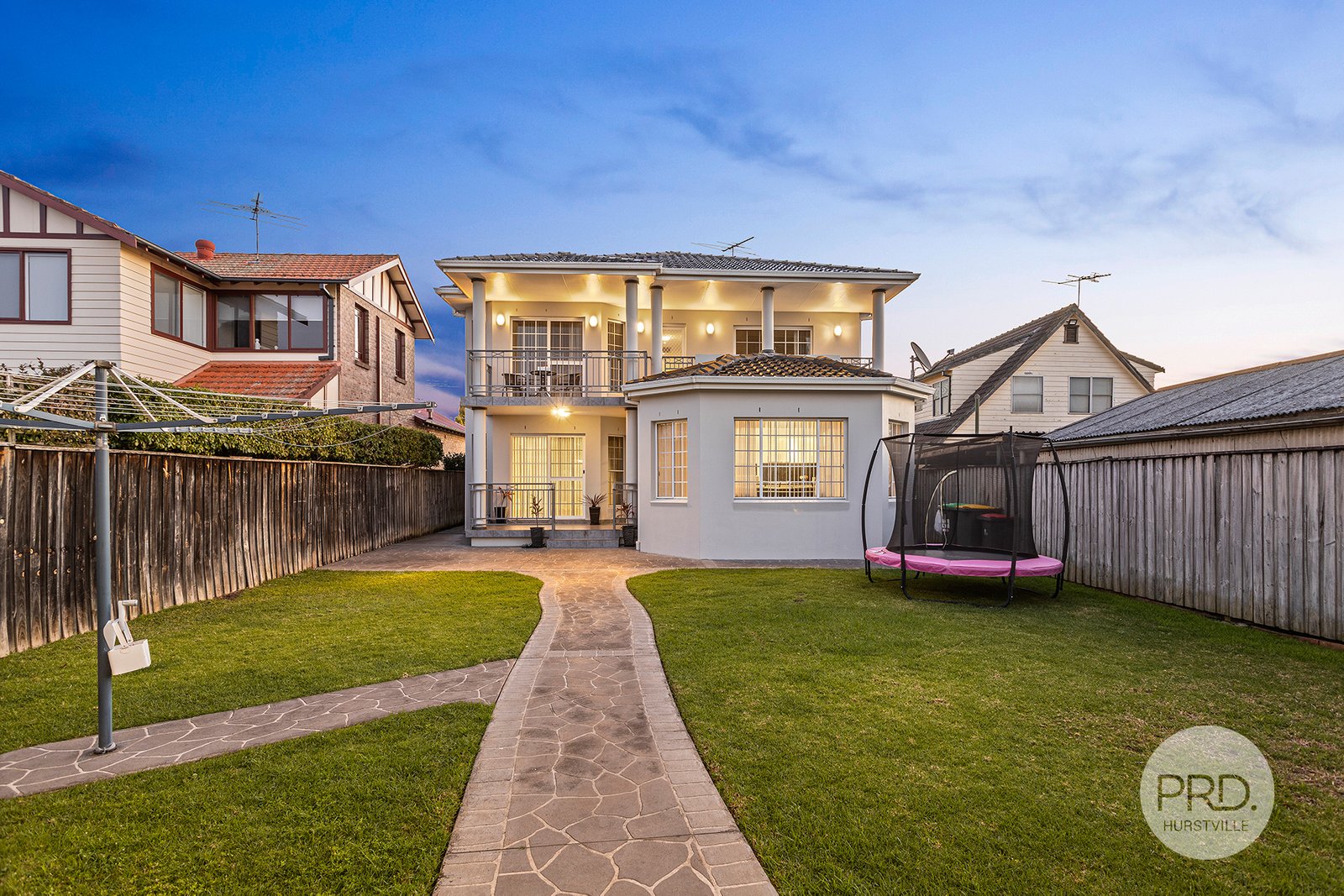 16 Clevedon Road HURSTVILLE 7