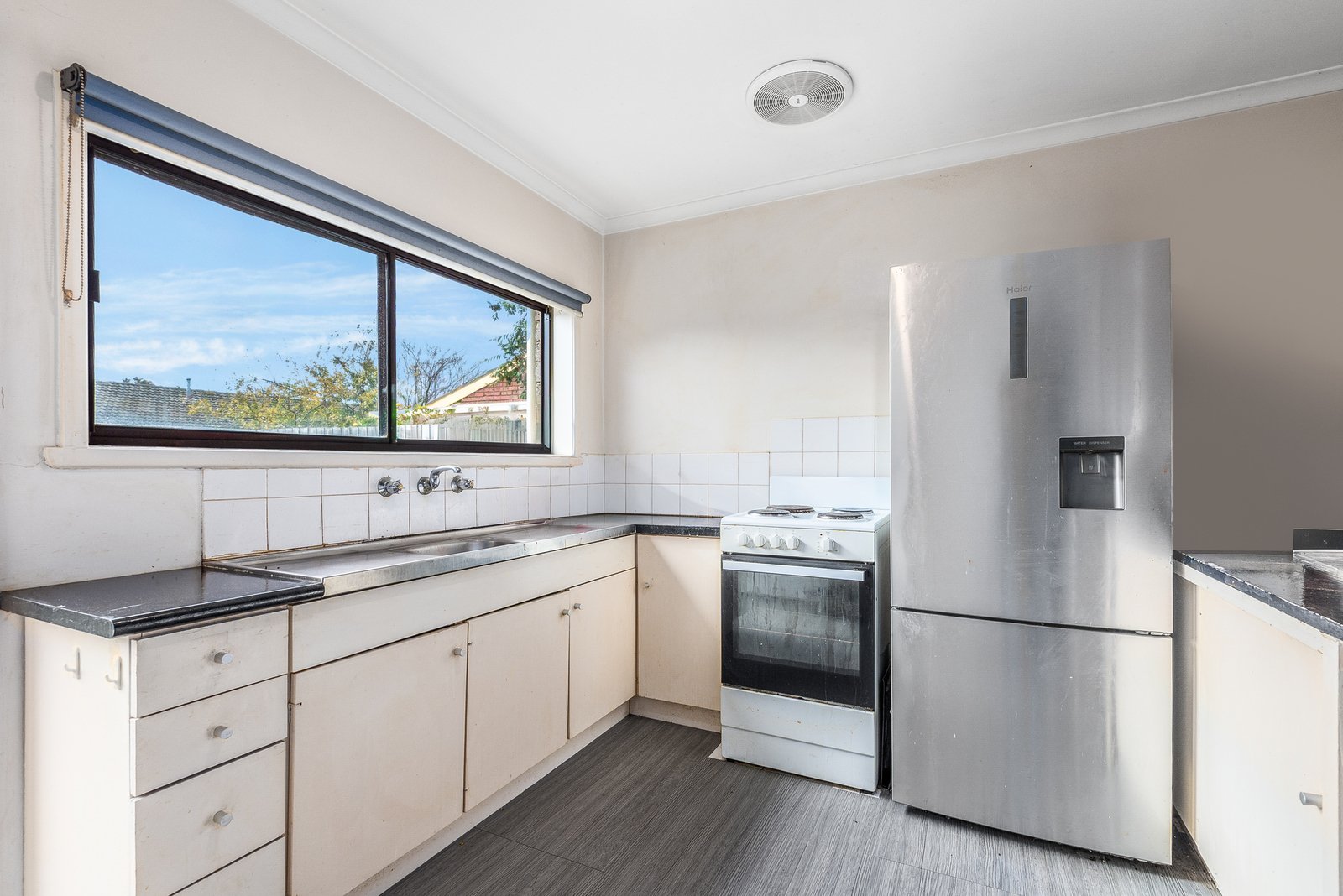 Gallery: 1/6 Cleveland Court
