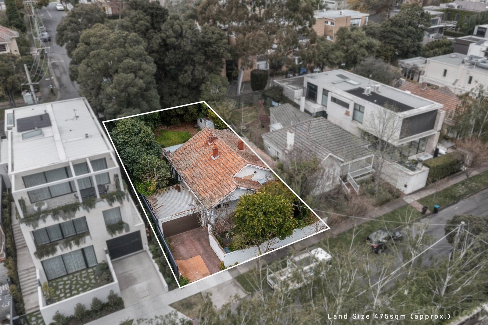 Real Estate and Property in 16 Cloverdale Avenue, Toorak, VIC