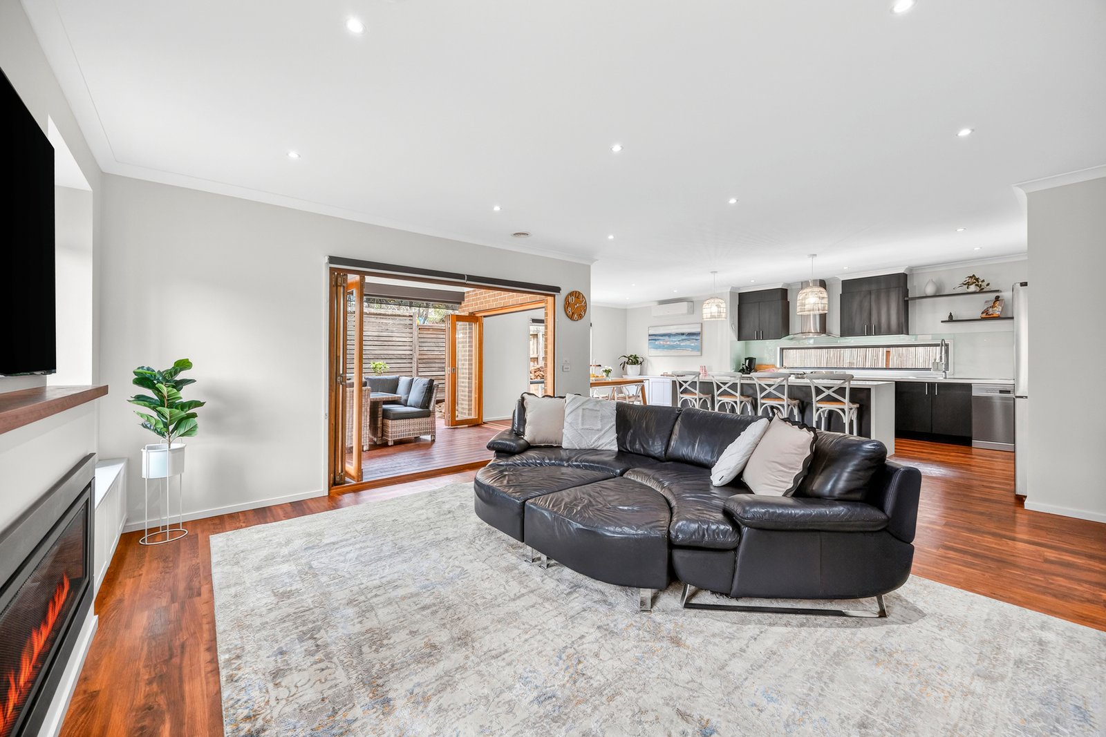 Gallery: 16 Colden Place