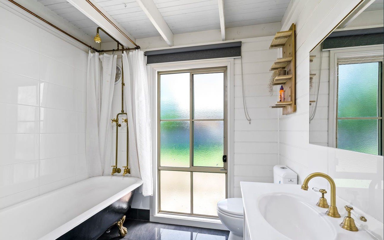 Real Estate and Property in 16 Collier Street, Woodend, VIC