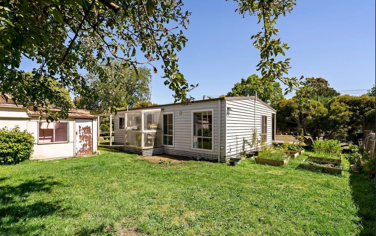 Real Estate and Property in 16 Collier Street, Woodend, VIC