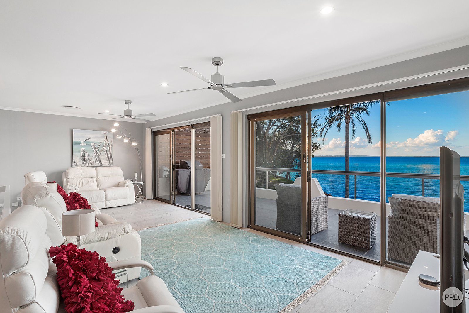 16 Cook Street SALAMANDER BAY 6